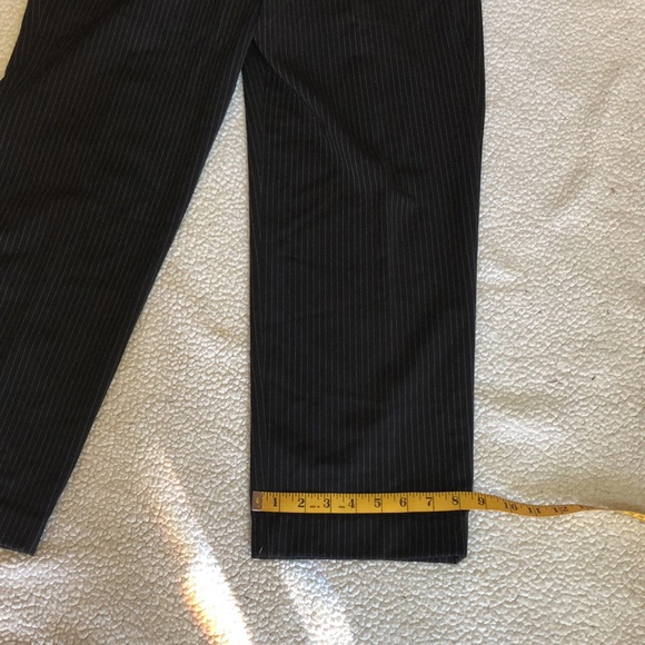 10 / $10 Larry Levine women’s pant - Picture 8 of 8